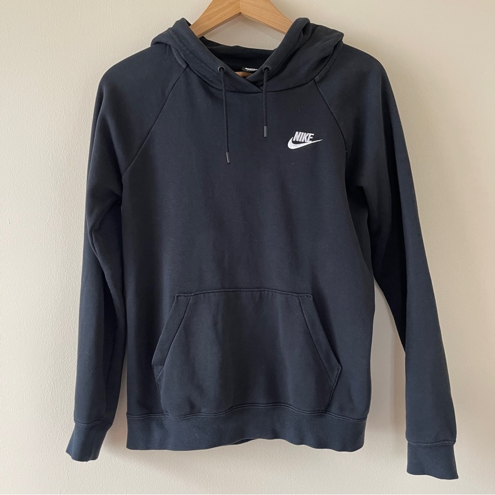 Nike Pullover Hoodie in Black